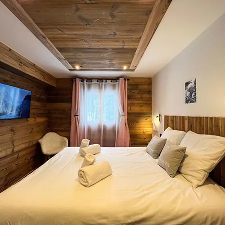 De Luxe Aux Gets - 4 Pour 9 Personnes Avec Jacuzzi Et Wi-fi *